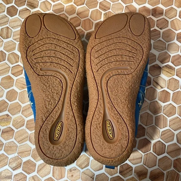 Keen Women's Blue Cush Howser Quilted Fleece Lined Size 7 Slip On Shoes - Picture 10 of 11